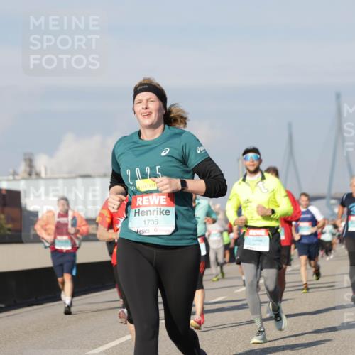 03.10.2025 - Köhlbrandbrückenlauf Jannik Wohlers http://msf.ph/oto/9089187 03.10.2025 09:58:28 Position 3 2025, 1735 meine-sportfotos.de