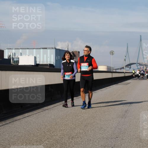03.10.2025 - Köhlbrandbrückenlauf Fabian Wolf http://msf.ph/oto/9089238 03.10.2025 10:24:45 Position 3 2132 meine-sportfotos.de