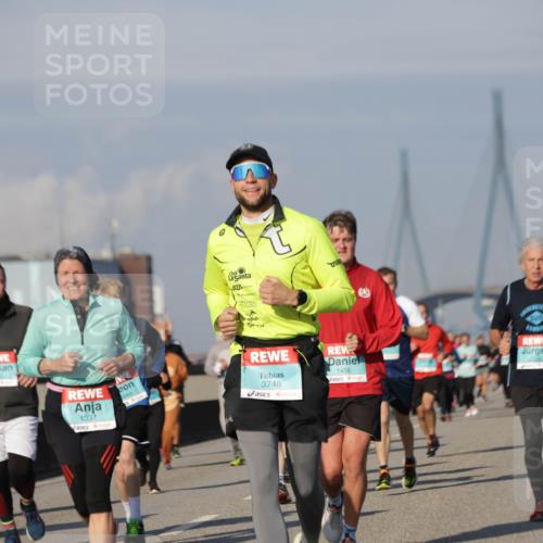 03.10.2025 - Köhlbrandbrückenlauf Jannik Wohlers http://msf.ph/oto/9089246 03.10.2025 09:58:30 Position 3 1337, 3748, 1456 meine-sportfotos.de