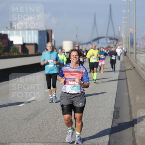 03.10.2025 - Köhlbrandbrückenlauf Jannik Wohlers http://msf.ph/oto/9089275 03.10.2025 10:09:35 Position 3 2935 meine-sportfotos.de