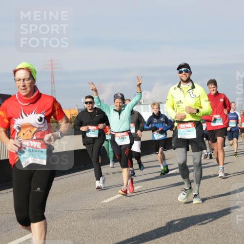 03.10.2025 - Köhlbrandbrückenlauf Jannik Wohlers http://msf.ph/oto/9089295 03.10.2025 09:58:31 Position 3 3699, 133, 3748 meine-sportfotos.de
