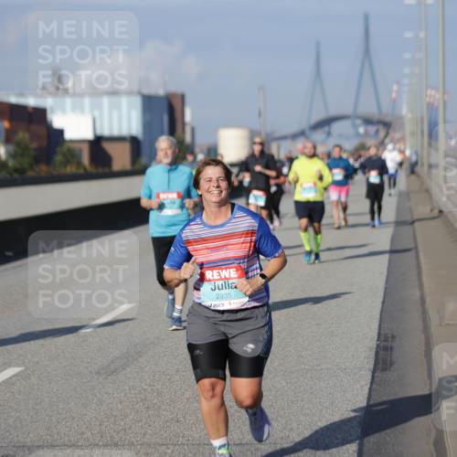 03.10.2025 - Köhlbrandbrückenlauf Jannik Wohlers http://msf.ph/oto/9089296 03.10.2025 10:09:36 Position 3 2935 meine-sportfotos.de