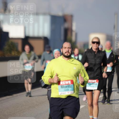 03.10.2025 - Köhlbrandbrückenlauf Jannik Wohlers http://msf.ph/oto/9089310 03.10.2025 10:09:41 Position 3 1949, 2845 meine-sportfotos.de