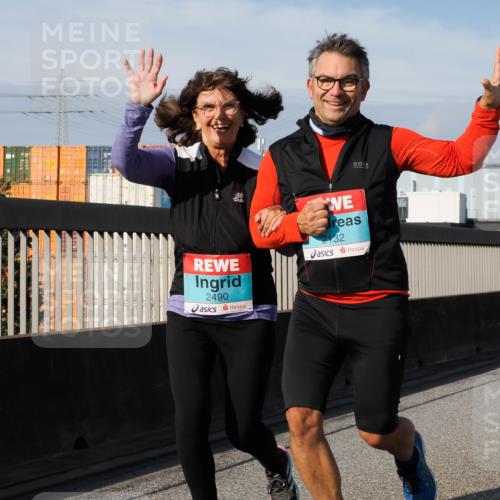 03.10.2025 - Köhlbrandbrückenlauf Fabian Wolf http://msf.ph/oto/9089434 03.10.2025 10:24:49 Position 3 2490, 2132 meine-sportfotos.de
