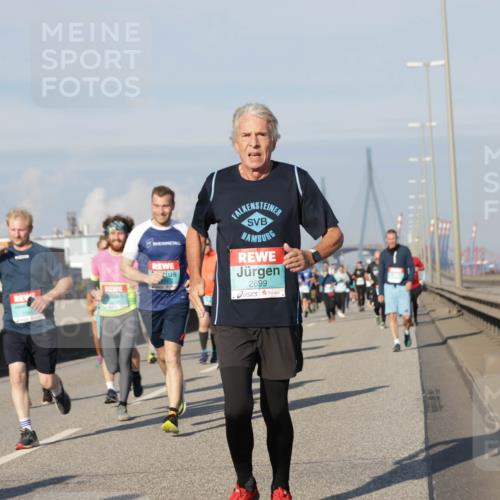 03.10.2025 - Köhlbrandbrückenlauf Jannik Wohlers http://msf.ph/oto/9089481 03.10.2025 09:58:35 Position 3 2699 meine-sportfotos.de