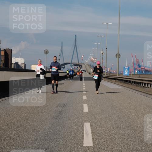 03.10.2025 - Köhlbrandbrückenlauf Fabian Wolf http://msf.ph/oto/9089538 03.10.2025 10:25:11 Position 3  meine-sportfotos.de