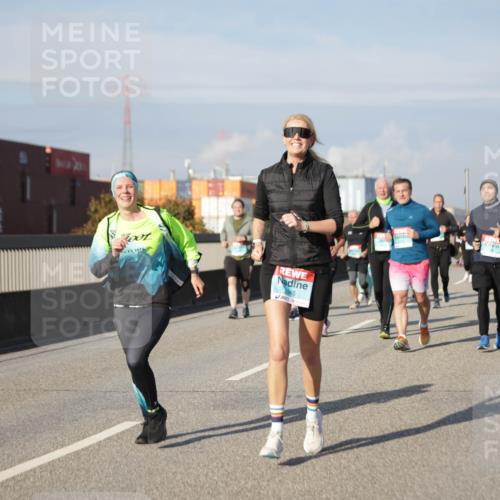 03.10.2025 - Köhlbrandbrückenlauf Jannik Wohlers http://msf.ph/oto/9089540 03.10.2025 10:09:45 Position 3 2845 meine-sportfotos.de