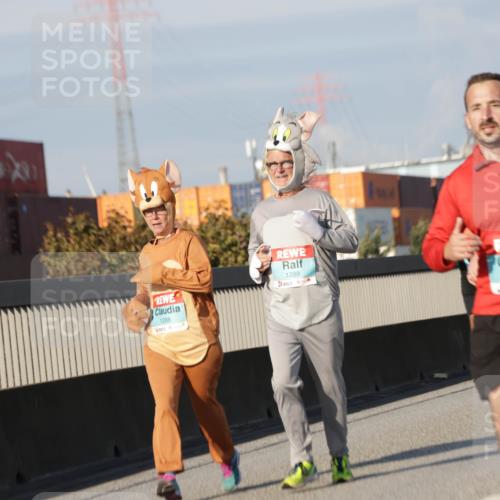 03.10.2025 - Köhlbrandbrückenlauf Jannik Wohlers http://msf.ph/oto/9089589 03.10.2025 09:58:39 Position 3 1289, 1288, 2165 meine-sportfotos.de
