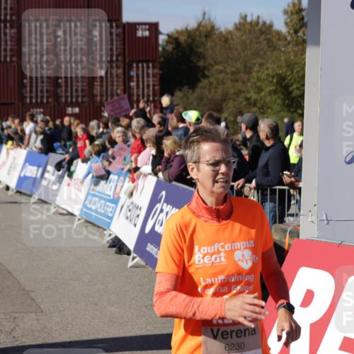 03.10.2025 - Köhlbrandbrückenlauf Jannik Wohlers http://msf.ph/oto/9089788 03.10.2025 13:19:25 Ziel 4593, 4691, 4725, 4828, 4971, 4996, 5009, 5405, 5443, 5451, 5578, 5853, 6057, 6225, 6226, 6230, 6576, 6753, 6776 meine-sportfotos.de