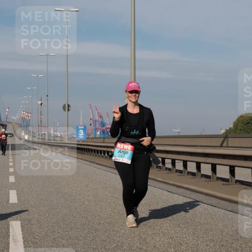 03.10.2025 - Köhlbrandbrückenlauf Fabian Wolf http://msf.ph/oto/9089844 03.10.2025 10:25:19 Position 3 2367 meine-sportfotos.de