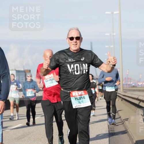 03.10.2025 - Köhlbrandbrückenlauf Jannik Wohlers http://msf.ph/oto/9089867 03.10.2025 09:58:46 Position 3 3796, 1498, 11, 3327 meine-sportfotos.de