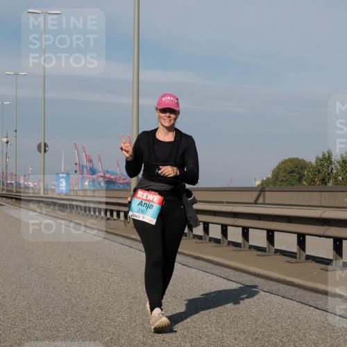 03.10.2025 - Köhlbrandbrückenlauf Fabian Wolf http://msf.ph/oto/9089880 03.10.2025 10:25:20 Position 3 3, 2367 meine-sportfotos.de