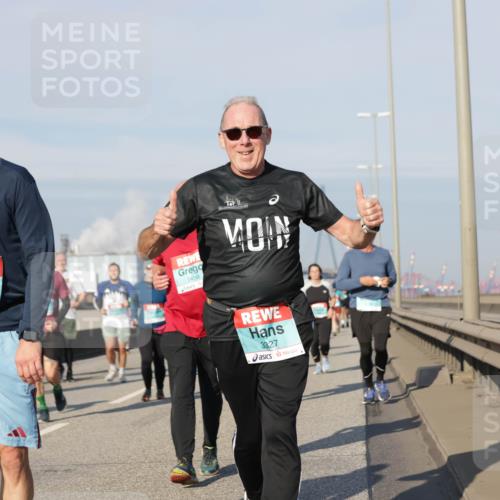03.10.2025 - Köhlbrandbrückenlauf Jannik Wohlers http://msf.ph/oto/9089941 03.10.2025 09:58:46 Position 3 3796, 1498, 3327 meine-sportfotos.de
