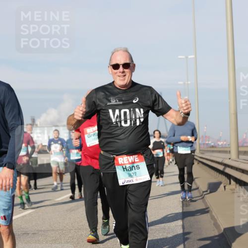 03.10.2025 - Köhlbrandbrückenlauf Jannik Wohlers http://msf.ph/oto/9089946 03.10.2025 09:58:46 Position 3 3796, 1498, 3327 meine-sportfotos.de