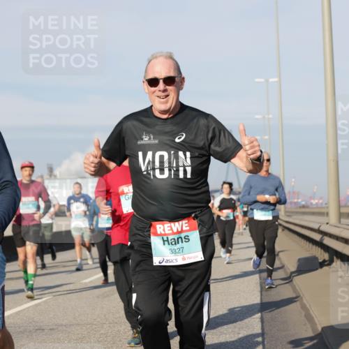 03.10.2025 - Köhlbrandbrückenlauf Jannik Wohlers http://msf.ph/oto/9089971 03.10.2025 09:58:46 Position 3 3796, 3327 meine-sportfotos.de