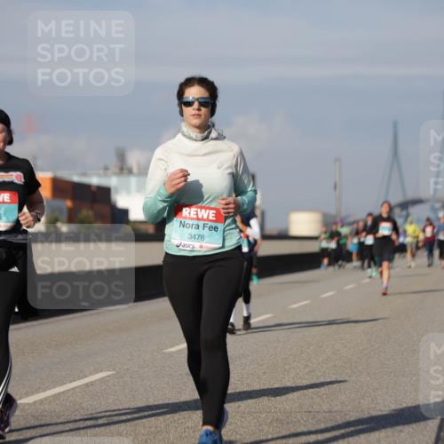 03.10.2025 - Köhlbrandbrückenlauf Jannik Wohlers http://msf.ph/oto/9089992 03.10.2025 10:10:10 Position 3 3476 meine-sportfotos.de