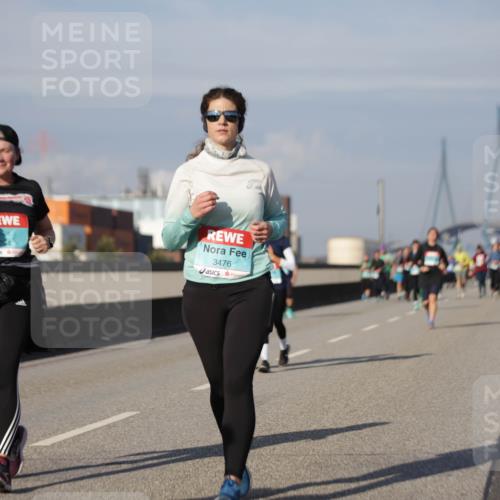 03.10.2025 - Köhlbrandbrückenlauf Jannik Wohlers http://msf.ph/oto/9089998 03.10.2025 10:10:10 Position 3 3476 meine-sportfotos.de