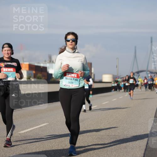 03.10.2025 - Köhlbrandbrückenlauf Jannik Wohlers http://msf.ph/oto/9090000 03.10.2025 10:10:10 Position 3 3476 meine-sportfotos.de
