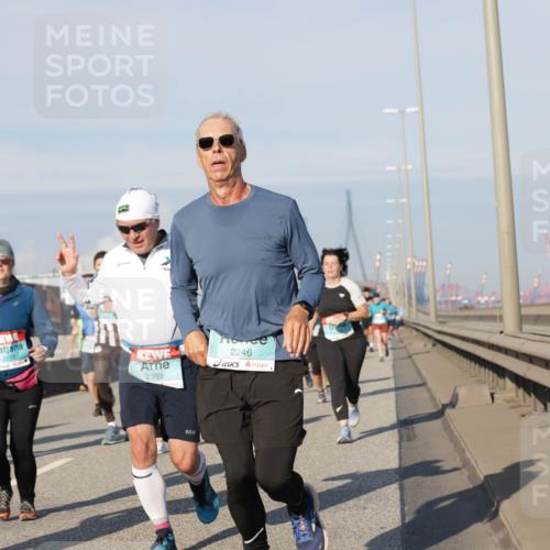 03.10.2025 - Köhlbrandbrückenlauf Jannik Wohlers http://msf.ph/oto/9090001 03.10.2025 09:58:49 Position 3 2079, 2929, 2246 meine-sportfotos.de