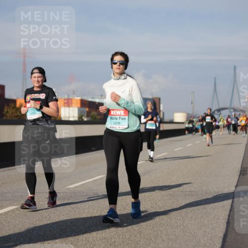 03.10.2025 - Köhlbrandbrückenlauf Jannik Wohlers http://msf.ph/oto/9090036 03.10.2025 10:10:10 Position 3 3754, 3476 meine-sportfotos.de
