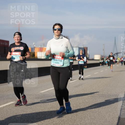 03.10.2025 - Köhlbrandbrückenlauf Jannik Wohlers http://msf.ph/oto/9090063 03.10.2025 10:10:11 Position 3 3476 meine-sportfotos.de