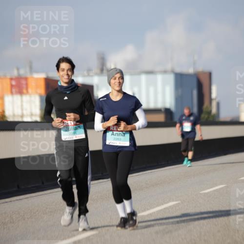 03.10.2025 - Köhlbrandbrückenlauf Jannik Wohlers http://msf.ph/oto/9090078 03.10.2025 10:10:12 Position 3 2284, 2263 meine-sportfotos.de