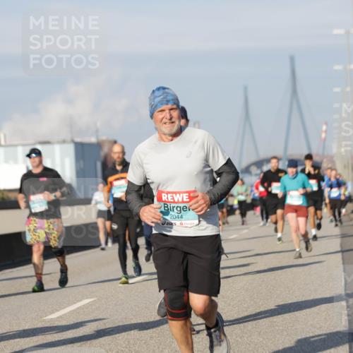 03.10.2025 - Köhlbrandbrückenlauf Jannik Wohlers http://msf.ph/oto/9090164 03.10.2025 09:58:52 Position 3 2044 meine-sportfotos.de