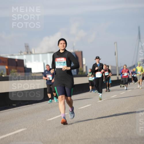 03.10.2025 - Köhlbrandbrückenlauf Jannik Wohlers http://msf.ph/oto/9090283 03.10.2025 10:10:17 Position 3 2621 meine-sportfotos.de