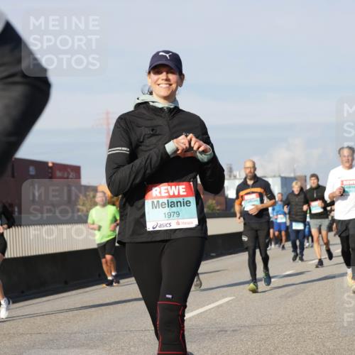 03.10.2025 - Köhlbrandbrückenlauf Jannik Wohlers http://msf.ph/oto/9090296 03.10.2025 09:58:55 Position 3 1979 meine-sportfotos.de