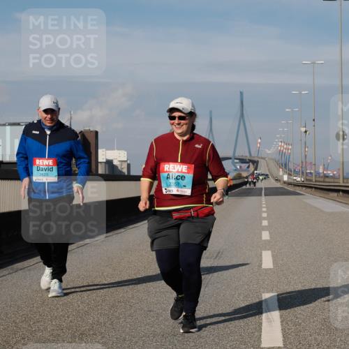 03.10.2025 - Köhlbrandbrückenlauf Fabian Wolf http://msf.ph/oto/9090312 03.10.2025 10:25:41 Position 3 2623, 2357 meine-sportfotos.de
