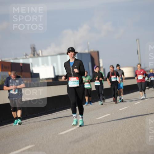 03.10.2025 - Köhlbrandbrückenlauf Jannik Wohlers http://msf.ph/oto/9090341 03.10.2025 10:10:21 Position 3 3701, 1 meine-sportfotos.de