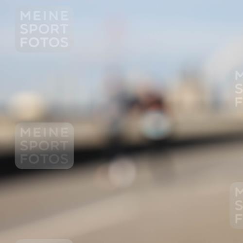 03.10.2025 - Köhlbrandbrückenlauf Lena Gebhardt http://msf.ph/oto/9090347 03.10.2025 10:07:31 Position 2  meine-sportfotos.de