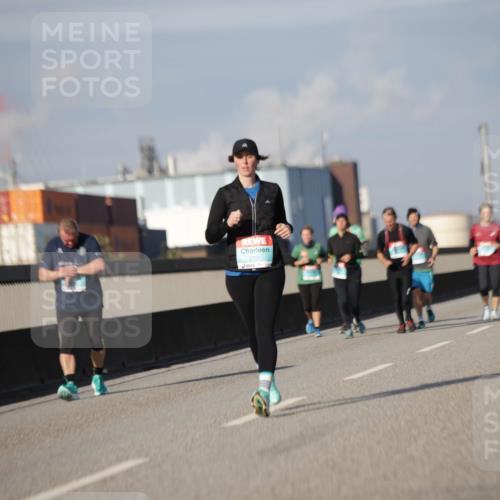 03.10.2025 - Köhlbrandbrückenlauf Jannik Wohlers http://msf.ph/oto/9090395 03.10.2025 10:10:22 Position 3 3701 meine-sportfotos.de