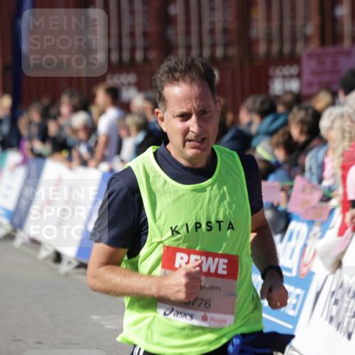 03.10.2025 - Köhlbrandbrückenlauf Jannik Wohlers http://msf.ph/oto/9090405 03.10.2025 13:19:32 Ziel 4691, 4971, 5009, 5405, 5443, 5451, 5578, 5838, 6230, 6753, 6776 meine-sportfotos.de