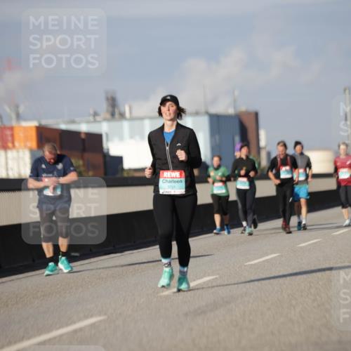 03.10.2025 - Köhlbrandbrückenlauf Jannik Wohlers http://msf.ph/oto/9090410 03.10.2025 10:10:22 Position 3 3701 meine-sportfotos.de