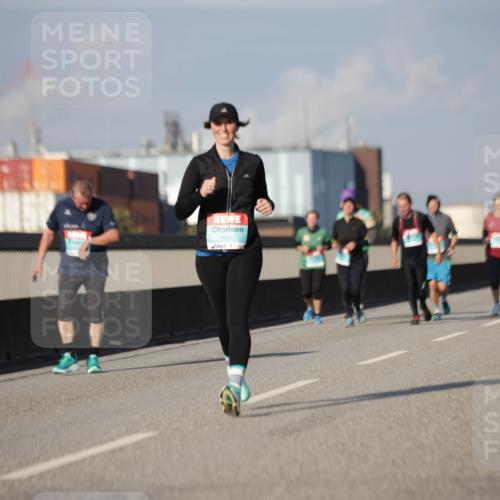 03.10.2025 - Köhlbrandbrückenlauf Jannik Wohlers http://msf.ph/oto/9090415 03.10.2025 10:10:23 Position 3 3701 meine-sportfotos.de