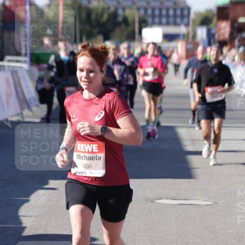 03.10.2025 - Köhlbrandbrückenlauf Jannik Wohlers http://msf.ph/oto/9090480 03.10.2025 13:19:37 Ziel 4691, 4971, 4981, 5009, 5148, 5405, 5578, 5647, 5648, 5650, 5838, 5931, 5975, 6382, 6383, 6600, 6753, 6776 meine-sportfotos.de