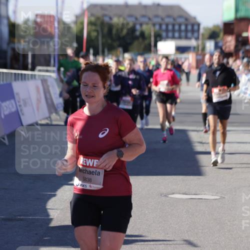03.10.2025 - Köhlbrandbrückenlauf Jannik Wohlers http://msf.ph/oto/9090514 03.10.2025 13:19:37 Ziel 4691, 4971, 4981, 5009, 5148, 5405, 5578, 5647, 5648, 5650, 5838, 5931, 5975, 6382, 6383, 6600, 6753, 6776 meine-sportfotos.de