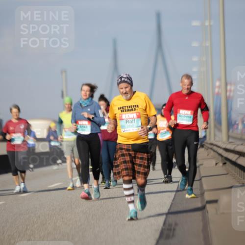 03.10.2025 - Köhlbrandbrückenlauf Jannik Wohlers http://msf.ph/oto/9090541 03.10.2025 10:10:26 Position 3 3122 meine-sportfotos.de