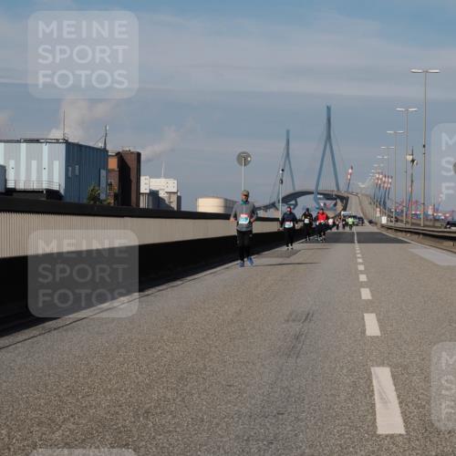 03.10.2025 - Köhlbrandbrückenlauf Fabian Wolf http://msf.ph/oto/9090567 03.10.2025 10:26:29 Position 3 3 meine-sportfotos.de