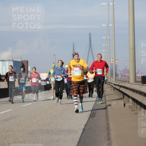 03.10.2025 - Köhlbrandbrückenlauf Jannik Wohlers http://msf.ph/oto/9090590 03.10.2025 10:10:27 Position 3 3122 meine-sportfotos.de