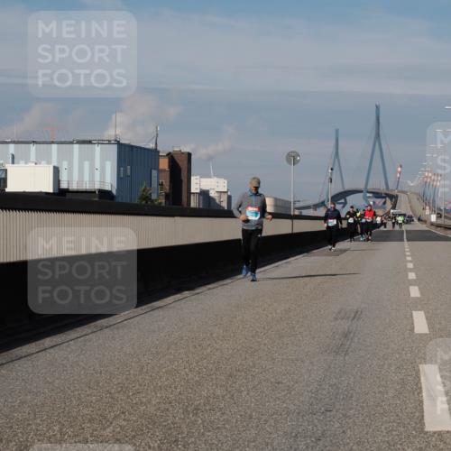03.10.2025 - Köhlbrandbrückenlauf Fabian Wolf http://msf.ph/oto/9090592 03.10.2025 10:26:32 Position 3  meine-sportfotos.de