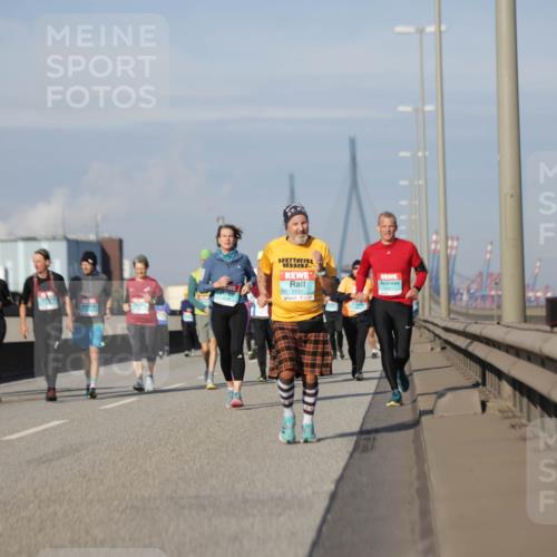 03.10.2025 - Köhlbrandbrückenlauf Jannik Wohlers http://msf.ph/oto/9090645 03.10.2025 10:10:28 Position 3 3122 meine-sportfotos.de
