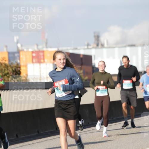 03.10.2025 - Köhlbrandbrückenlauf Jannik Wohlers http://msf.ph/oto/9090686 03.10.2025 09:59:06 Position 3 3219, 322, 1761 meine-sportfotos.de