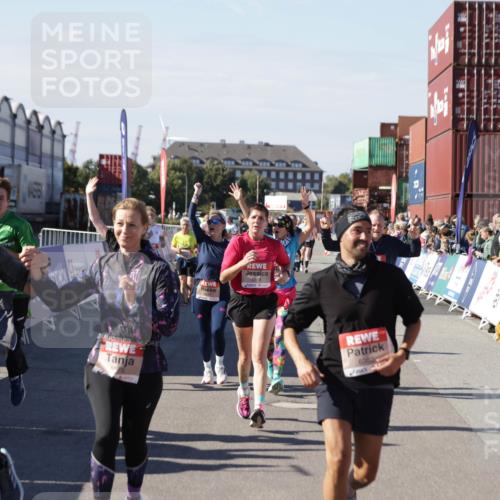 03.10.2025 - Köhlbrandbrückenlauf Jannik Wohlers http://msf.ph/oto/9090770 03.10.2025 13:19:41 Ziel 4981, 5047, 5148, 5647, 5648, 5650, 5838, 5931, 5975, 6382, 6383, 6509, 6600, 6776 meine-sportfotos.de