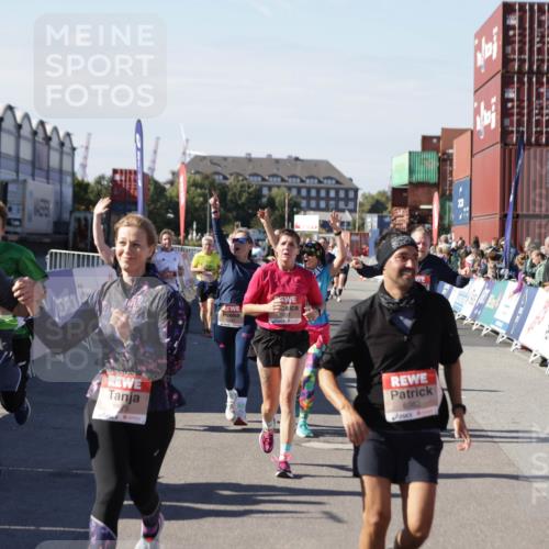03.10.2025 - Köhlbrandbrückenlauf Jannik Wohlers http://msf.ph/oto/9090782 03.10.2025 13:19:41 Ziel 4981, 5047, 5148, 5647, 5648, 5650, 5838, 5931, 5975, 6382, 6383, 6509, 6600, 6776 meine-sportfotos.de