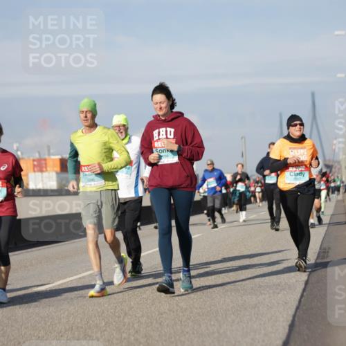 03.10.2025 - Köhlbrandbrückenlauf Jannik Wohlers http://msf.ph/oto/9090825 03.10.2025 10:10:36 Position 3 1097, 1096, 098, 1867 meine-sportfotos.de