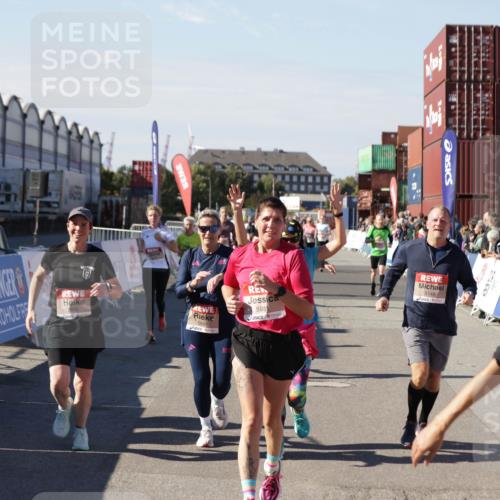 03.10.2025 - Köhlbrandbrückenlauf Jannik Wohlers http://msf.ph/oto/9090962 03.10.2025 13:19:42 Ziel 4981, 5047, 5148, 5647, 5648, 5650, 5838, 5931, 5975, 6382, 6383, 6509, 6600, 6660, 6730 meine-sportfotos.de