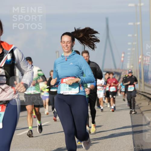 03.10.2025 - Köhlbrandbrückenlauf Jannik Wohlers http://msf.ph/oto/9090974 03.10.2025 09:59:14 Position 3 1505, 3788 meine-sportfotos.de
