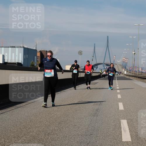 03.10.2025 - Köhlbrandbrückenlauf Fabian Wolf http://msf.ph/oto/9091048 03.10.2025 10:26:52 Position 3 2546, 3 meine-sportfotos.de